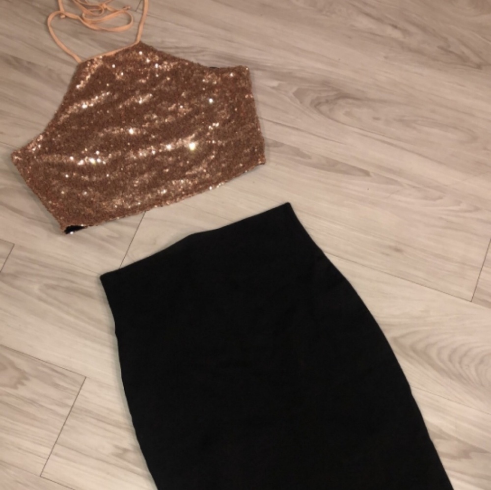 Gold Sequence Top - Picture 1 of 7